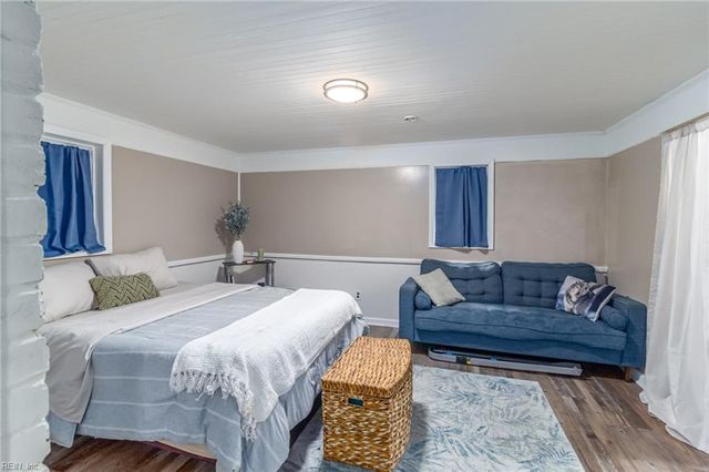 937 Dogwood TER, Norfolk, VA 23502