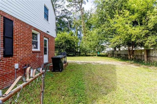 937 Dogwood TER, Norfolk, VA 23502