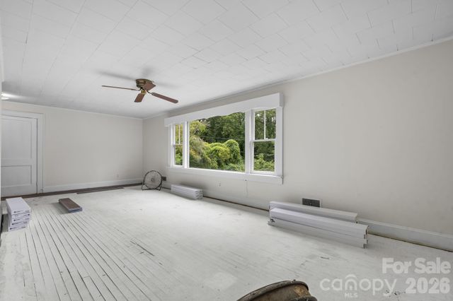 101 Harris Drive 8, Morganton, NC 28655
