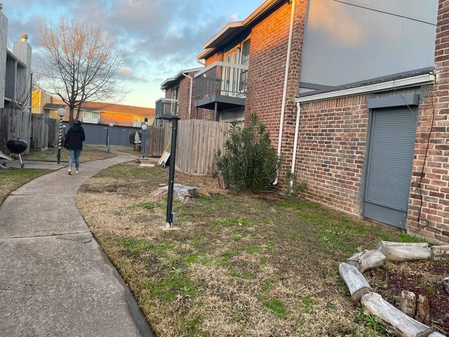 9550 Deering Drive 408, Houston, TX 77036