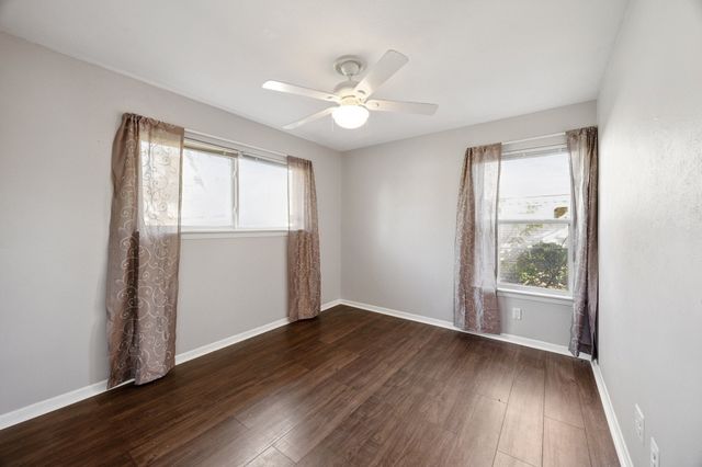 613 La Salle Drive, Richardson, TX 75081