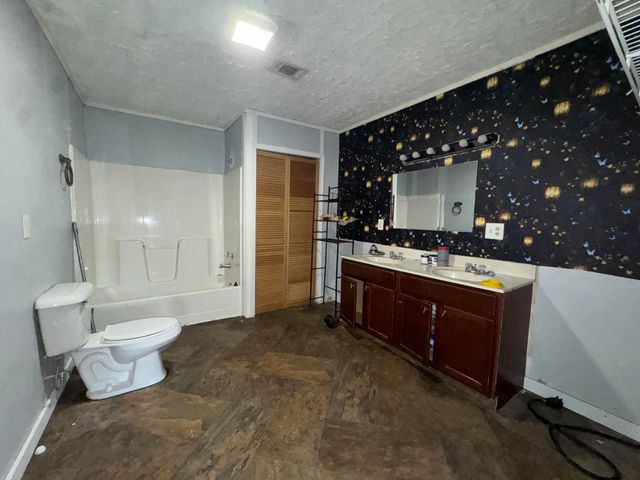 154 Gray Buck Dr, Mt Vernon, KY 40456