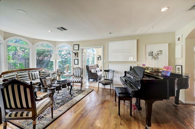 3831 Del Monte Drive, Houston, TX 77019