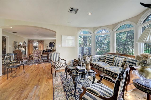 3831 Del Monte Drive, Houston, TX 77019