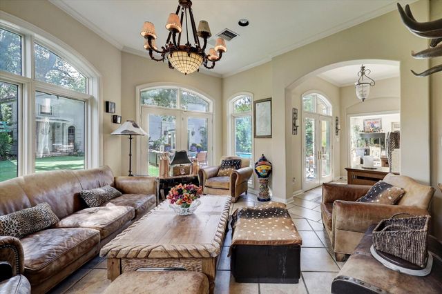 3831 Del Monte Drive, Houston, TX 77019