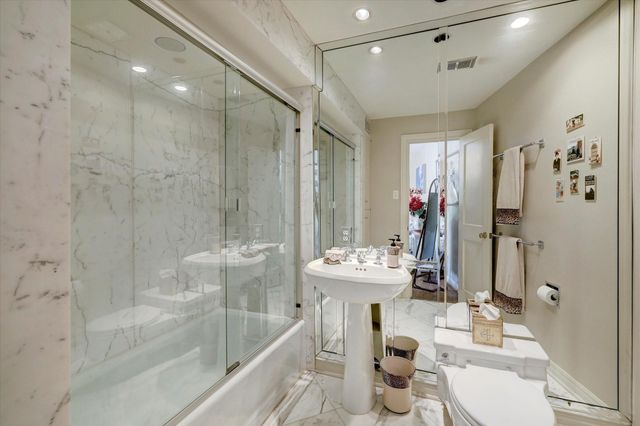 3831 Del Monte Drive, Houston, TX 77019