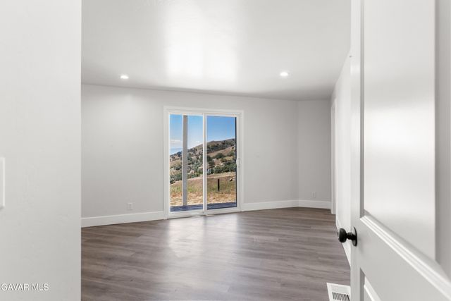 27650 Skyline Drive, Tehachapi, CA 93561