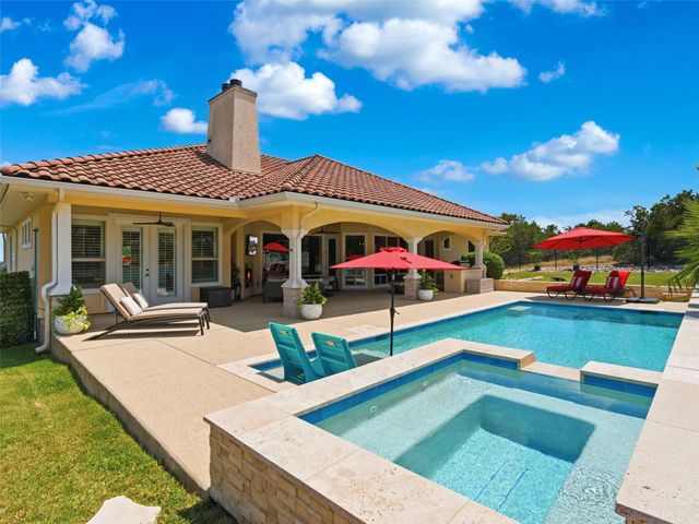 324 Valley LDG, New Braunfels, TX 78132