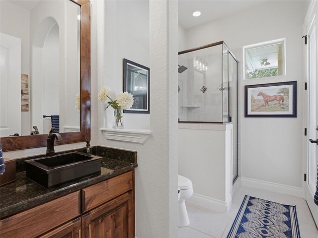 324 Valley LDG, New Braunfels, TX 78132