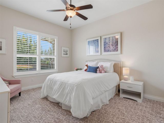 324 Valley LDG, New Braunfels, TX 78132