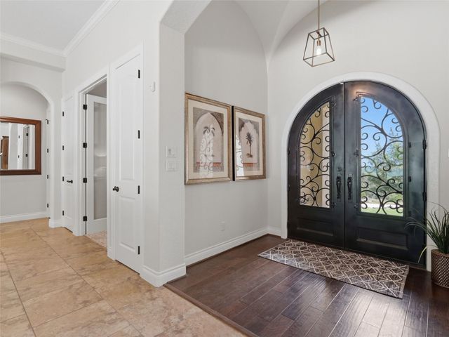 324 Valley LDG, New Braunfels, TX 78132