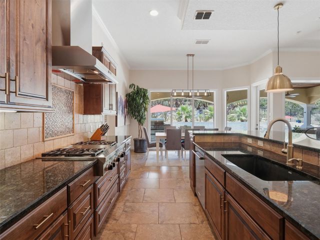 324 Valley LDG, New Braunfels, TX 78132