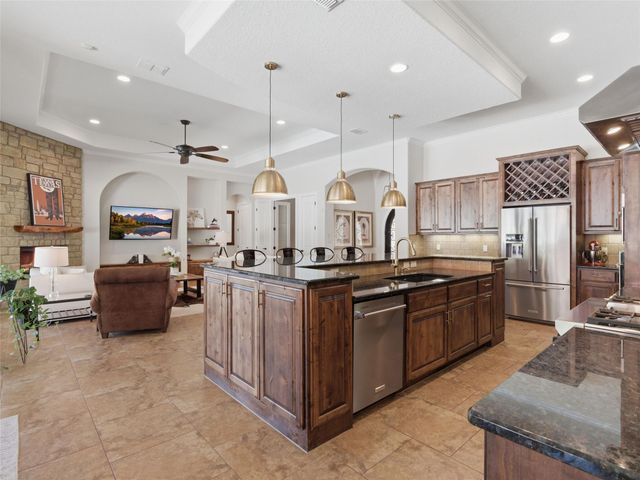 324 Valley LDG, New Braunfels, TX 78132