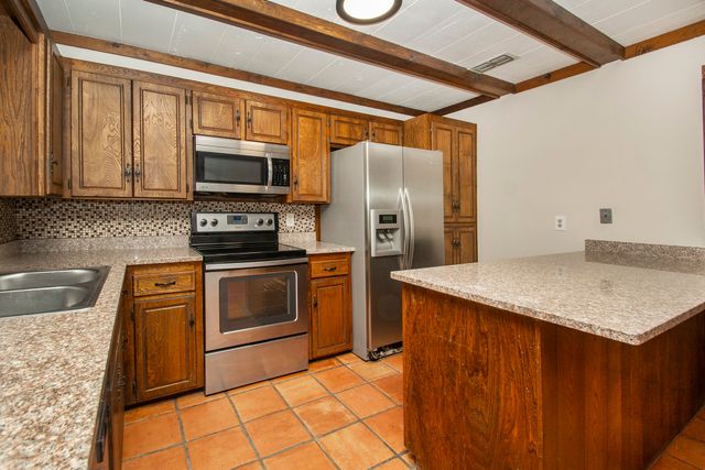 3001 Jennifer Avenue, Denison, TX 75020