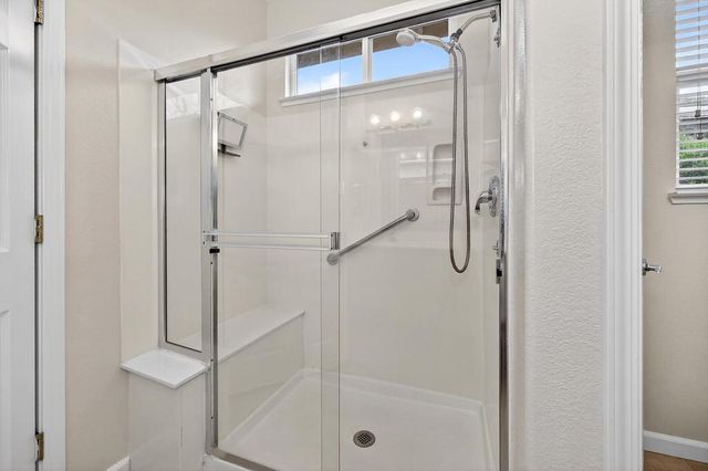 3729 Coldwater Dr, Rocklin, CA 95765