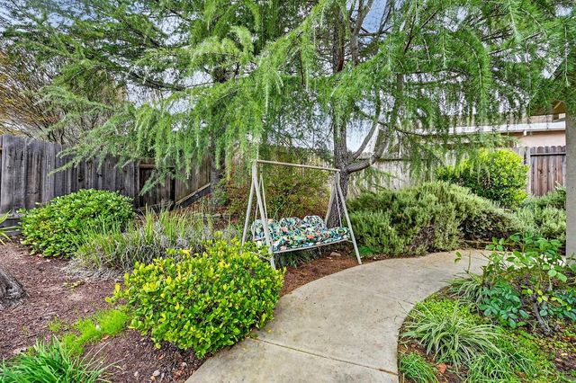 3729 Coldwater Dr, Rocklin, CA 95765