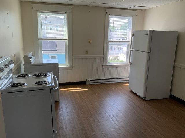135 Cohasset St, Worcester, MA 01604