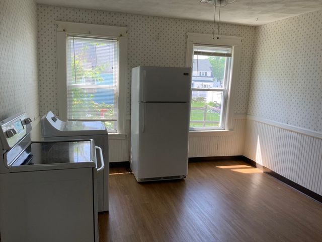 135 Cohasset St, Worcester, MA 01604
