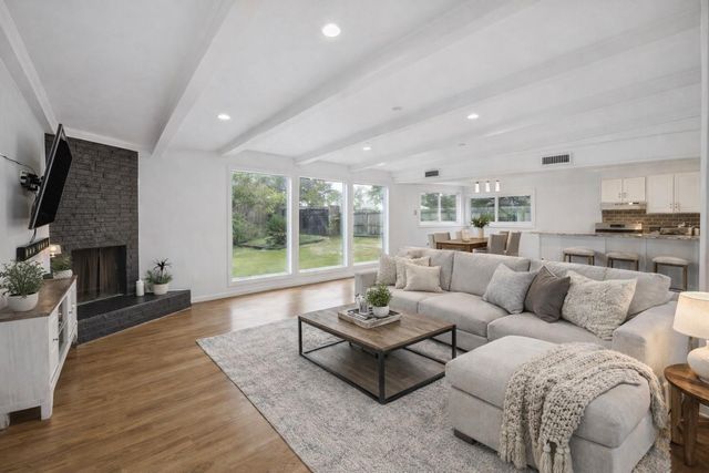 10518 Moorberry Lane, Houston, TX 77043