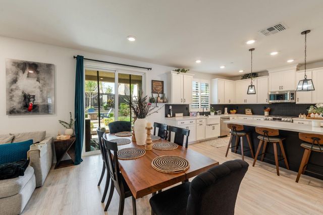 233 Cordoba Ct, Lincoln, CA 95648
