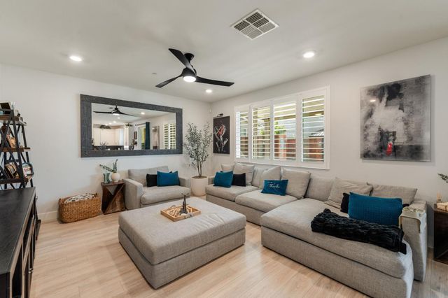 233 Cordoba Ct, Lincoln, CA 95648