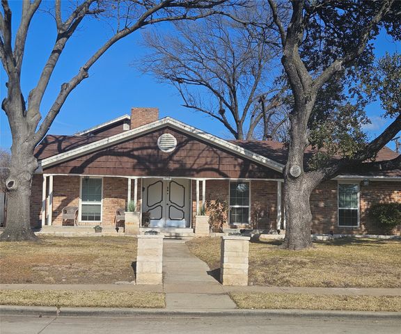 4726 Snow Drive, Mesquite, TX 75150