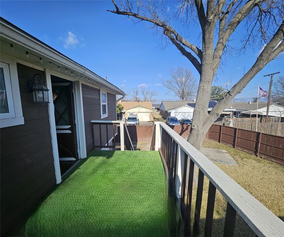 4726 Snow Drive, Mesquite, TX 75150