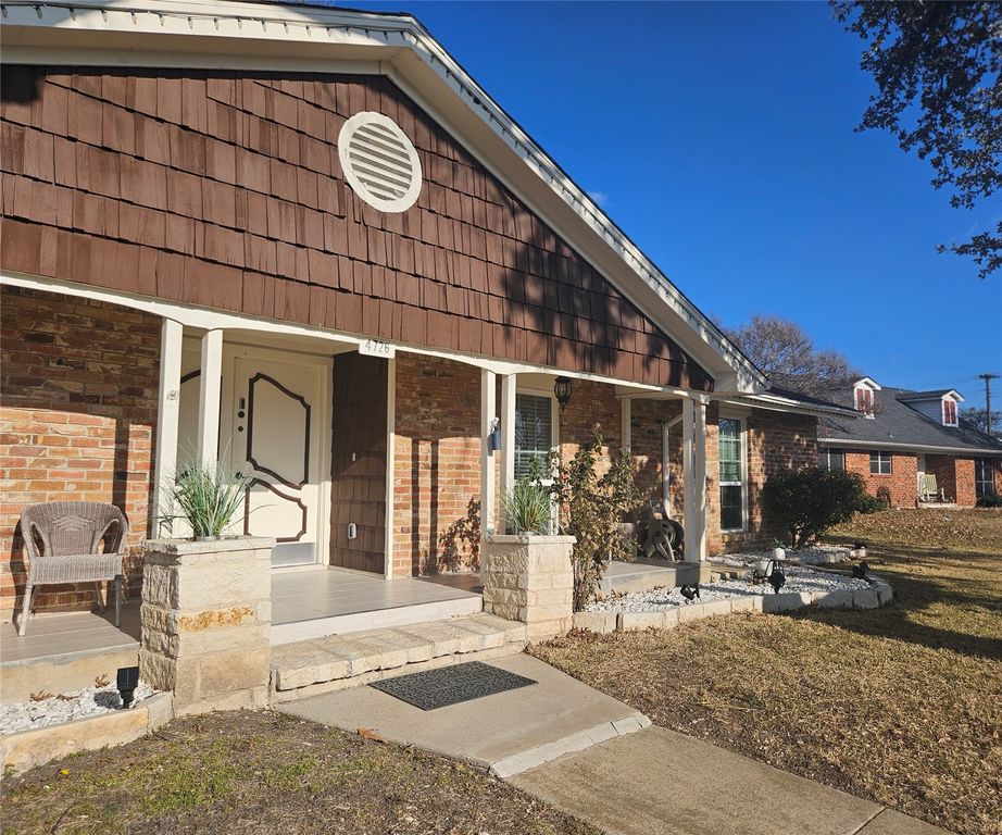 4726 Snow Drive, Mesquite, TX 75150