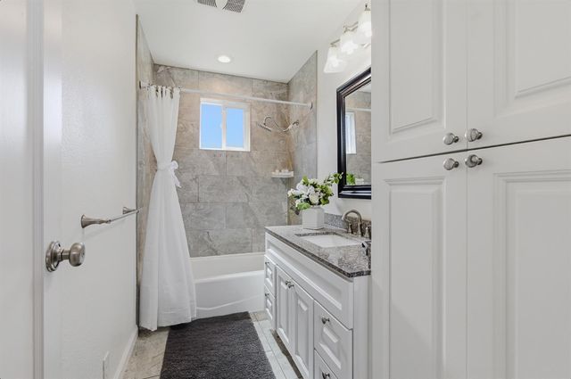 2511 Verna Way, Sacramento, CA 95821