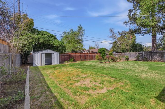 2511 Verna Way, Sacramento, CA 95821