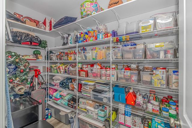 111 Enclave Pl., Pawleys Island, SC 29585