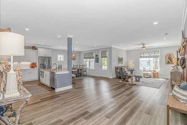 111 Enclave Pl., Pawleys Island, SC 29585