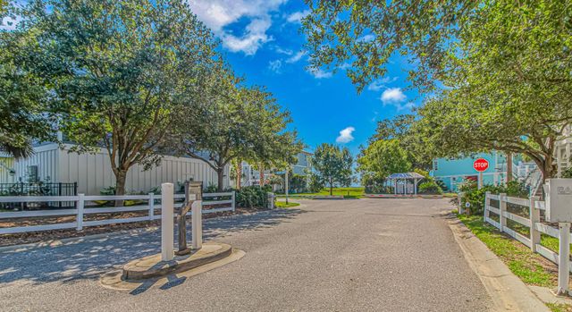 111 Enclave Pl., Pawleys Island, SC 29585