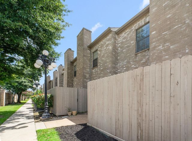 3114 Holly Hall Street 3114, Houston, TX 77054