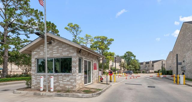 3114 Holly Hall Street 3114, Houston, TX 77054