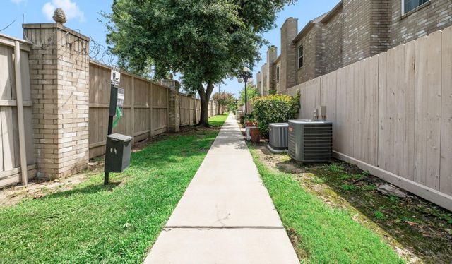 3114 Holly Hall Street 3114, Houston, TX 77054