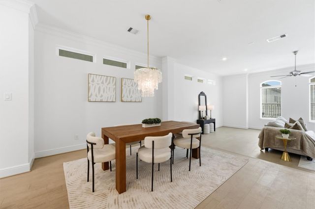 3504 Bridgewater Oaks Lane, Houston, TX 77055