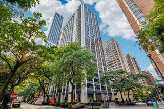 222 E Pearson Street 1006, Chicago, IL 60611