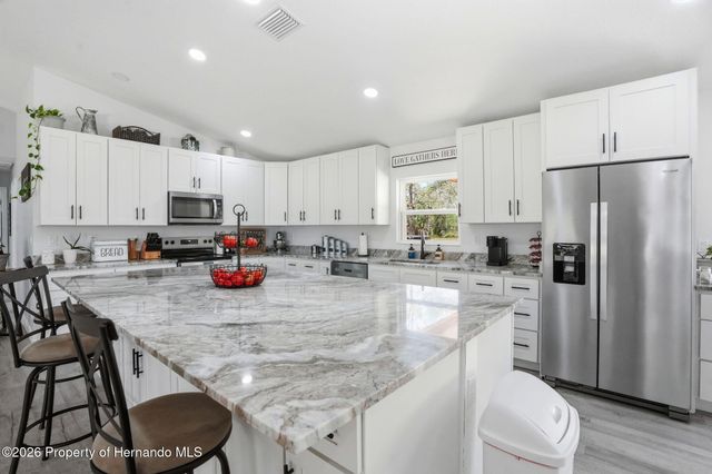 6649 W Linden Drive, Homosassa, FL 34446