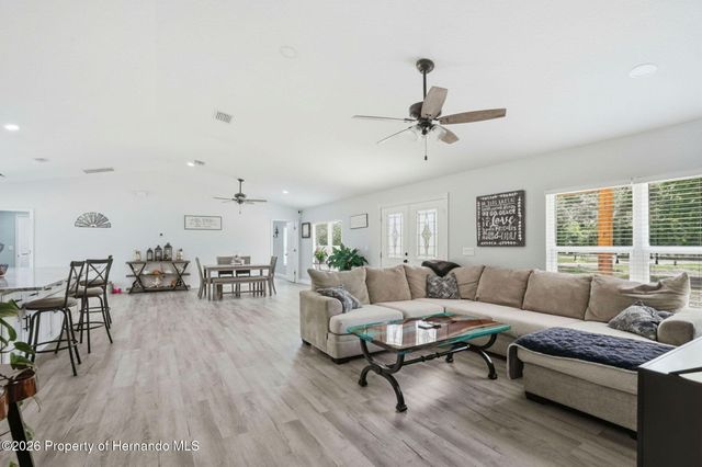 6649 W Linden Drive, Homosassa, FL 34446