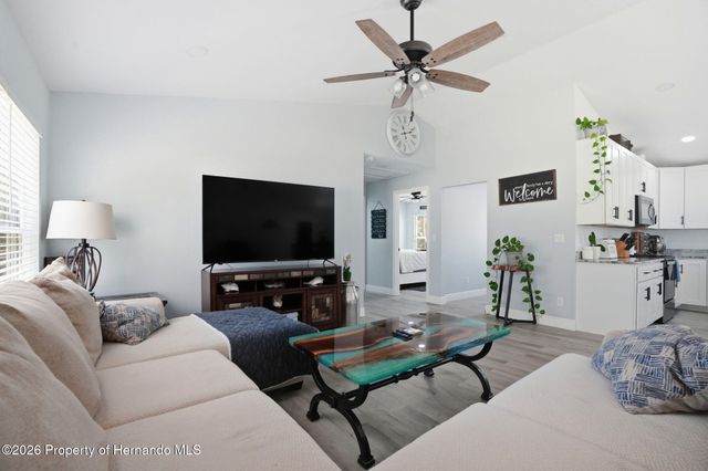 6649 W Linden Drive, Homosassa, FL 34446