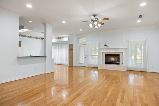 8709 S Monticello Circle, Granbury, TX 76049