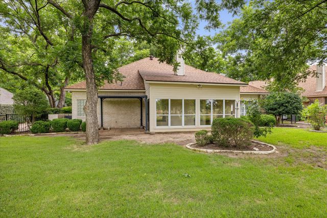 8709 S Monticello Circle, Granbury, TX 76049
