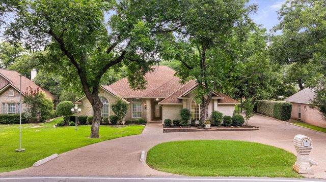 8709 S Monticello Circle, Granbury, TX 76049