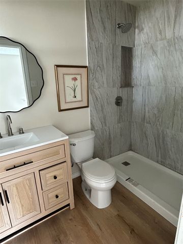 4216 Sun Valley Drive, Dallas, TX 75216