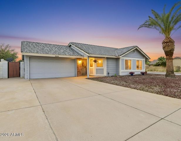 8045 W COLUMBINE Drive, Peoria, AZ 85381