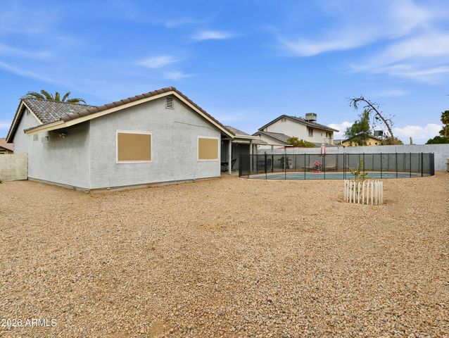 8045 W COLUMBINE Drive, Peoria, AZ 85381