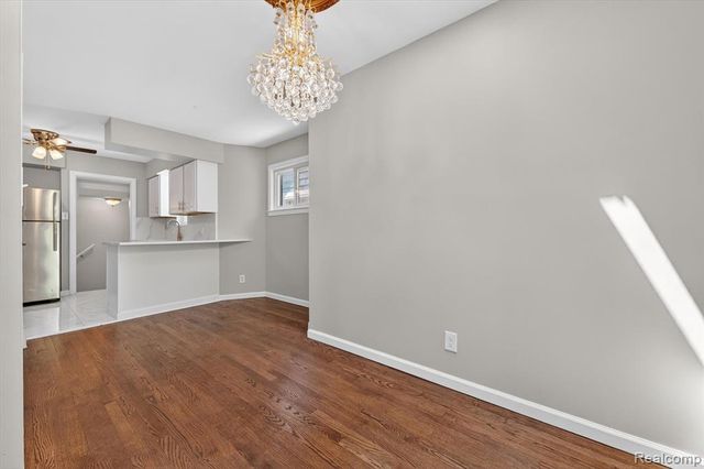 1781 Brys Drive, Grosse Pointe Woods, MI 48236