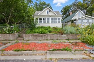 1049 Kent Street, Saint Paul, MN 55117