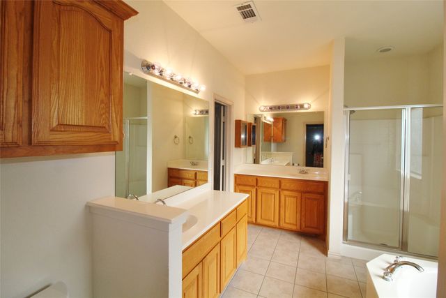 6218 Bentwood Drive, Midlothian, TX 76065